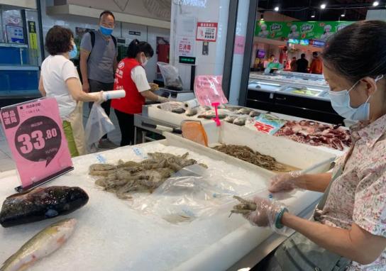昨晚 又一地通报,阳性 能否停止冷链食品进口 专家回应